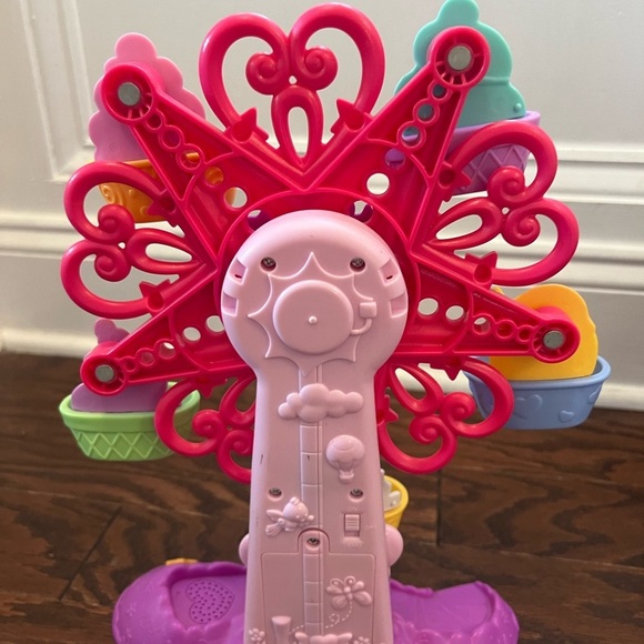 2009 My Little Pony Musical Ice Cream Ferris Wheel  Sounds/Motion - Picture 2 of 3